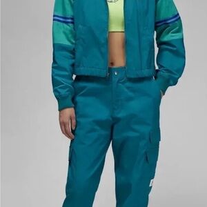 🌺NWT SZ Medium NIKE JORDAN WOMEN'S FLIGHT JACKET/PANT GREEN JOGGING SUIT